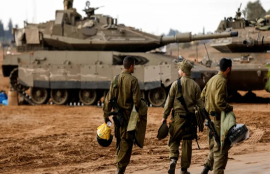इजरायली सेना का रफा शहर में एंट्री, इजरायली टैंक के साथ सैन्य अभियान जारी 