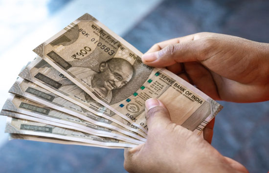 प्राइवेट नौकरी में रिटायरमेंट के बाद कितनी मिलेगी पेंशन, आइये जानते हैं! 