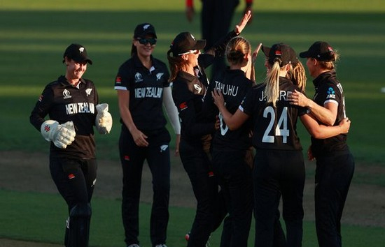 महिला विश्व कप : भारत हारा, न्यूजीलैंड ने 62 रनों से हराया