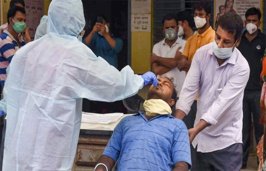 लखनऊ : राजधानी के इस गांव में 40 लोगों की मौत, कोरोना जैसे लक्षण दिखने के बाद गई सभी की जान 