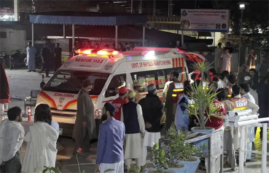 पाकिस्तान में भूकंप के तेज झटके, 11 की मौत, सैकड़ों लोग घायल