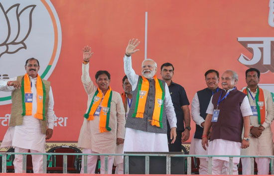 मप्र विस चुनाव : मुरैना में गरजे पीएम मोदी-कहा-चंबल अंचल पूरे विश्वास के साथ मेरे साथ है खड़ा