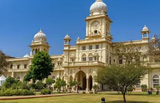 लखनऊ विश्वविद्यालय परिसर में पान- मसाला पर लगा प्रतिबंध, कर्मचारियों और शिक्षकों पर लगेगा भारी जुर्माना, जाएगी नौकरी