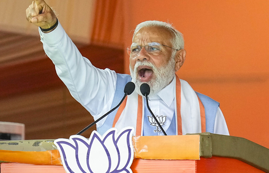 पीएम मोदी जी-7 शिखर सम्मेलन में हिस्सा लेने के लिए तीन देशों की यात्रा के पहले चरण में जापान रवाना 