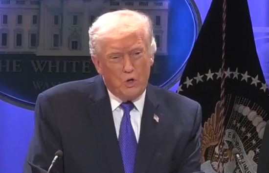 अमेरिकी सुप्रीम कोर्ट से राष्ट्रपति ट्रंप को बड़ा झटका,  इन टैरिफ को किया खारिज