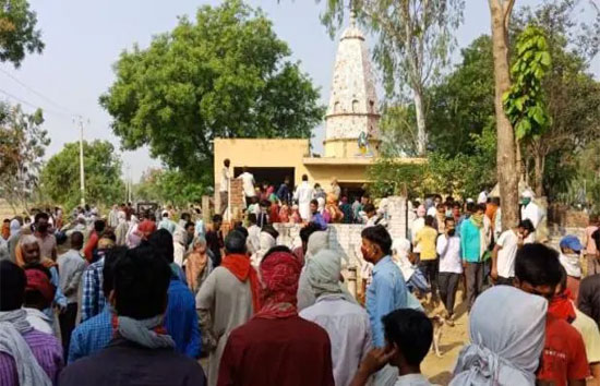 उत्तर प्रदेश : पालघर के बाद बुलंदशहर में 2 साधुओं की गला काटकर हत्या