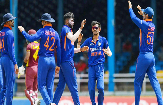 Ind vs WI : तीसरे वनडे में वेस्टइंडीज की बुरी हार, भारत का सीरीज पर 3-0 से कब्जा 