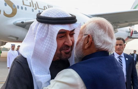 सिर्फ दो घंटे के भारत दौरे पर आए UAE राष्ट्रपति...टाइमिंग को लेकर हो रही चर्चा