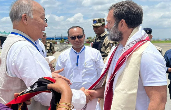 मणिपुर : हिंसा पीड़ितों से मिलने जा रहे राहुल गांधी को पुलिस ने रोका,  सुरक्षा कारणों का हवाला