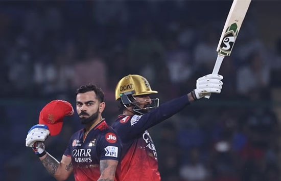 DC vs RCB : क्रुणाल-कोहली की धमाकेदार बल्लेबाजी, 14 अंकों के साथ चौथे स्थान पर पहुंची टीम 