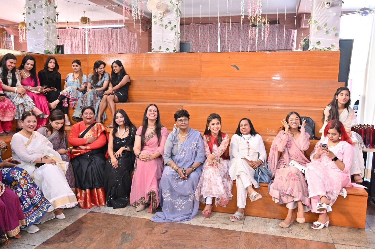 भोजपुरी यूनियन फ़िल्म अकादमी की ओर से 8 मार्च 2025 को अन्तर्राष्ट्रीय महिला दिवस के मौके पर  गोल्डन वीमेन अवार्ड (Golden Women Awards 2025) कार्यक्रम का आयोजन किया गया |