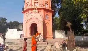 उत्तर प्रदेश: राम जानकी मंदिर के पुजारी को मारी गई गोली, मचा हड़कंप