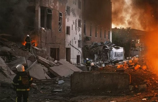 व्लादिमिर पुतिन की हत्या की कोशिश के बाद रूसी सेना ने यूक्रेन पर तेज किये हमले, 21 मौत 