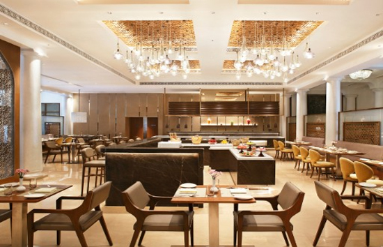 दिवाली गिफ्ट : दिल्ली में 24 घंटे खुले रहेंगे रेस्टोरेंट्स, होटल समेत 314 प्रतिष्ठान, एलजी ने दी मंजूरी