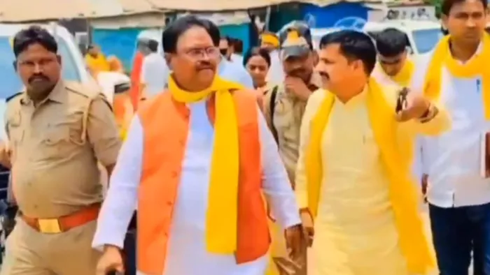 पेपर लीक और भर्ती घोटाले के सरगना विधायक बेदी राम और विपुल दुबे समेत कई लोगों के खिलाफ वारंट जारी