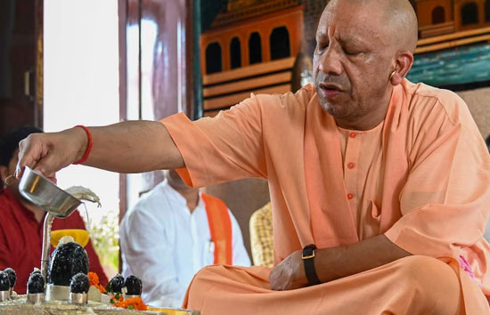 शारदीय नवरात्रि विशेष: सीएम योगी बोले- 'मां कात्यायनी की कृपा से यूपी में नारीशक्ति और खेल प्रतिभाओं को मिल रही नई उड़ान'
