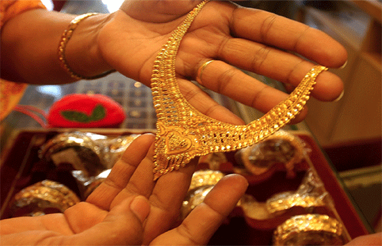 Gold Price Today : सरकार के एक फैसले के बाद सोना 1100 रुपये हुआ महंगा,चेक करें ताजा रेट