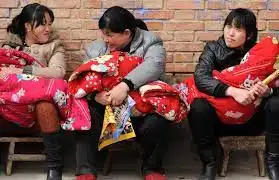चीन में सरकार ने टू-चाइल्ड पॉसिली को खत्म किया, अब तीन बच्चे पैदा कर सकेंगे कपल