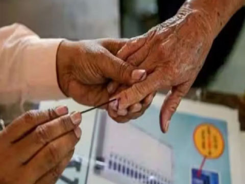 लोकसभा चुनाव के लिए बीजेपी ने जारी की 10वीं लिस्ट, किरण खेर और रीता बहुगुणा का कटा टिकट 