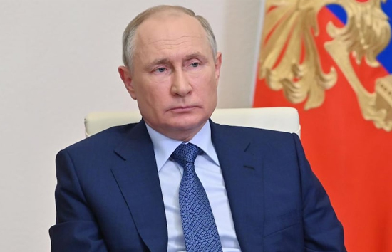 रूस :  राष्ट्रपति व्लादिमीर पुतिन की कार में जोरदार धमाका, बच गई जान 
