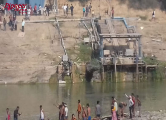 राजस्थान में बड़ा हादसा, नदी में गिरी यात्रियों से भरी बस