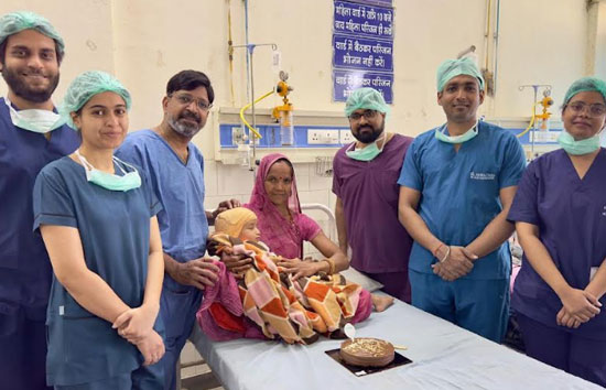 जन्मदिन पर बच्ची को मिला सुनने का अनमोल उपहार, जयपुर में 4 साल की बच्ची का सफल ऑपरेशन