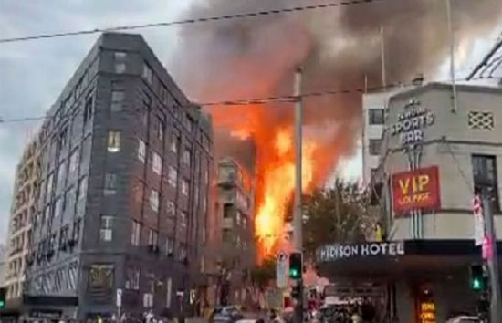 ऑस्ट्रेलिया : सिडनी में सात मंजिला इमारत भीषण आग, मंडराया ढहने का खतरा 