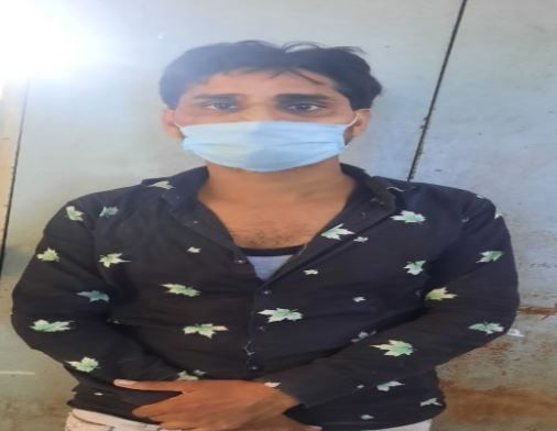 फिरोजाबादः सर्राफा कारोबारी को जिंदा जलाने वाला हत्यारा रोबिन सिंह गिरफ्तार