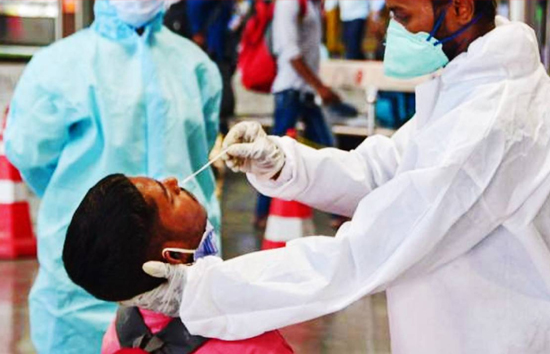 Coronavirus update : देश में 24 घंटे में कोरोना के बढ़े 65 फीसदी केस, 40 संक्रमितों की मौत 
