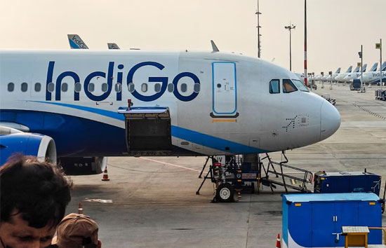 इंडिगो की व्यवस्था चरमराई, संकट पर PMO की नजर, सरकार ने दिखाई तो कंपनी ने मांगी 10 दिन की मोहलत