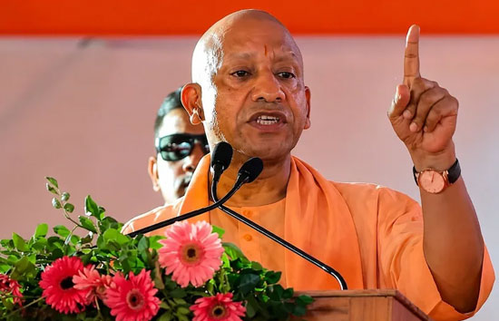 यूपी के 25 लाख युवाओं को योगी सरकार की डिजिटल सौगात, 2,374 करोड़ रुपये का भारी-भरकम बजट जारी यूपी के 25 लाख युवाओं को योगी सरकार की डिजिटल सौगात, 2,374 करोड़ रुपये का भारी-भरकम बजट जारी