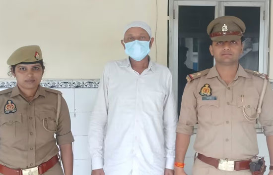 शिक्षक बोला- 'घर में अकेली हो तो बुलाना', नहीं तो कर दूंगा फेल, टीचर को जेल 