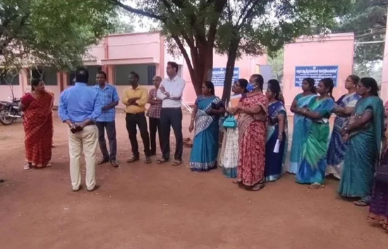 सरकारी स्कूल के टॉयलेट में नवजात की मिली लाश, पुलिस में शिकायत दर्ज