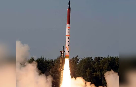 अग्नि-4 मिसाइल का सफल परीक्षण: 4000 किमी तक अचूक वार, भारत की परमाणु रणनीति हुई और मजबूत