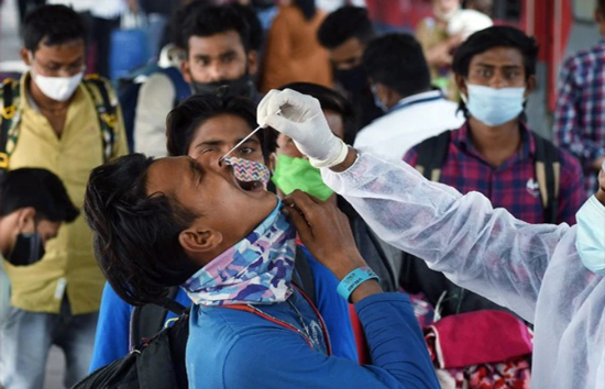 coronavirus update in india :  24 घंटे में देश में बढ़े कोरोना के मामले, आज आए 16,159 केस 