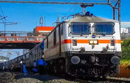 10वीं पास के लिए खास मौका, बिना परीक्षा के रेलवे में मिलेगी नौकरी, जल्दी करें अप्लाई 