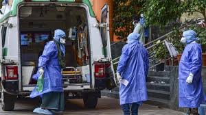 कोरोना वायरस: 24 घंटे में 163 लोगों की हुई मौत, 18 हजार नये केस आए सामने