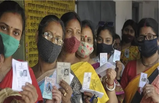 आखिरी चरण का मतदान खत्म : शाम पांच बजे तक औसतन 54.18% मतदान हुआ था