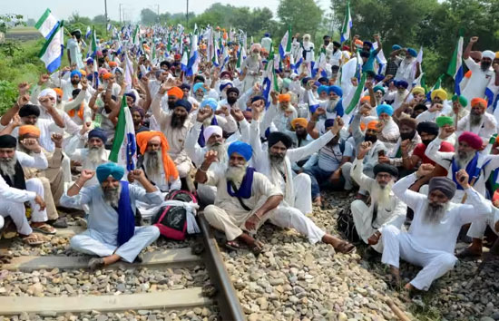 तेलंगाना के एक रैली में हिमंत बिस्वा सरमा ने ओवैसी और तेलंगाना सरकार पर बोला हमला , कही ये बड़ी बात 