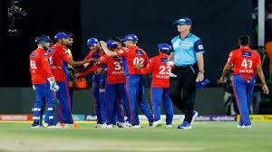 आखिरी ओवर तक चले रोमांचक मैच में दिल्ली कैपिटल्स ने सनराइजर्स हैदराबाद को 7 रनों से हराया