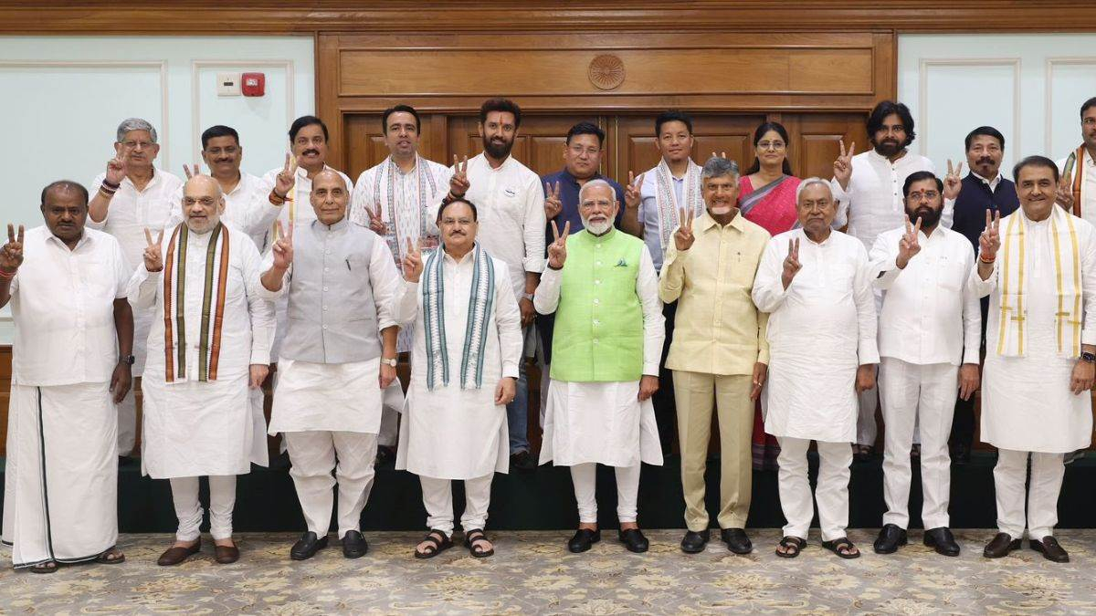 कैसा होगा नरेंद्र मोदी का नया मंत्रिमंडल? जानिए यहां