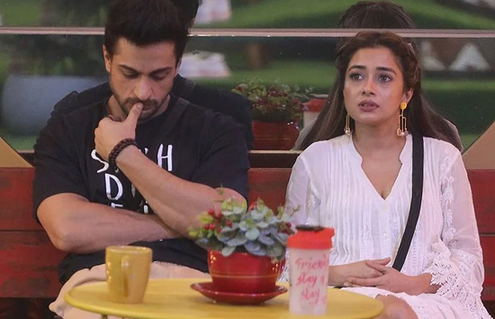 BB 16 : शालीन भनोट संग रिश्ते को लेकर पलटी टीना दत्ता, कही ये बात 