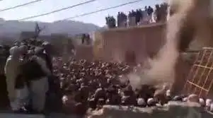 पाकिस्तान: मंदिर में तोड़फोड़ का वीडियो वायरल, लोगों में फैला आक्रोश