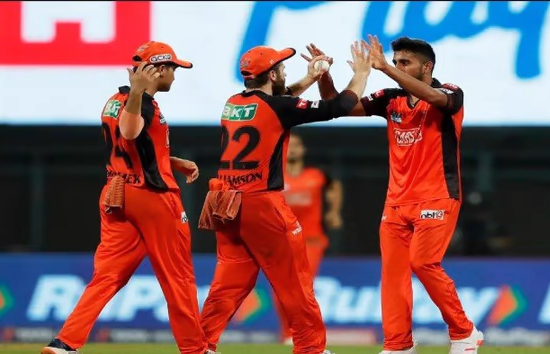 SRH vs MI : रोमांचक मुकाबले में हैदराबाद ने मुंबई को 3 रनों से हराया