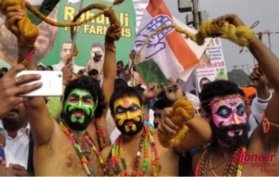 रामलीला मैदान में कांग्रेस की भारत बचाओ रैली, मनमोहन सिंह करेंगे संबोधित