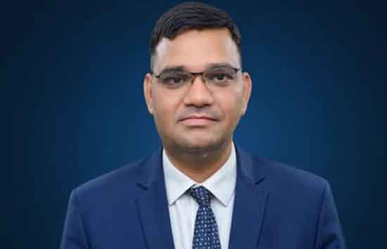 यूपी : आईएएस रिंकू सिंह राही ने वापस लिया इस्तीफा, सिस्टम पर उठाए थे सवाल 