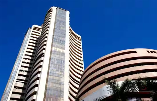 ग्लोबल संकेतों के बावजूद घरेलू शेयर बाजार तेजी, सेंसेक्स और निफ्टी उछले