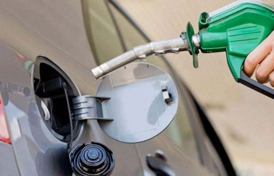 Petrol Diesel Prices Today : बिहार में सस्ता हुआ पेट्रोल-डीजल, यूपी में बढ़े दाम, देखें ताजा कीमत 