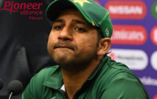पाकिस्तान क्रिकेट टीम के कप्तान सरफराज अहमद को हटाया गया