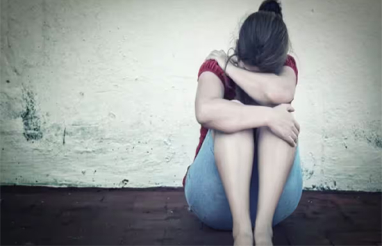 यूपी : नौकरी का झांसा देकर युवती से गैंगरेप, तीन आरोपी गिरफ्तार, दो अब भी पुलिस पकड़ से दूर 